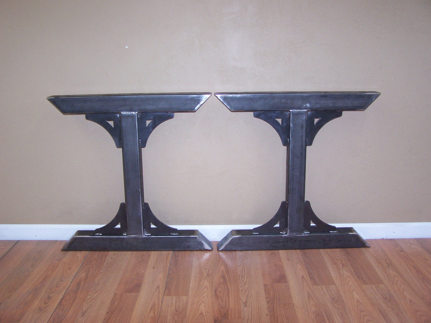 dining table legs